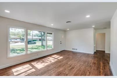 2433 Southwood Drive, Dallas, TX 75233 - Photo 7