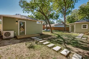2433 Southwood Dr, Dallas, TX 75233 - Photo 29