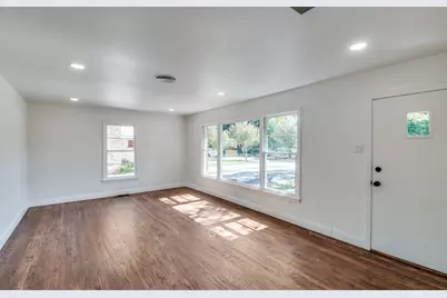 2433 Southwood Drive, Dallas, TX 75233 - Photo 5