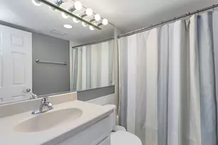 1 Renaissance Pl, Palatine, IL 60067 - Photo 17