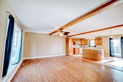 503 W Park Avenue, Watseka, IL 60970 - Photo 7
