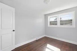 139 W 83rd St, Chicago, IL 60620 - Photo 9