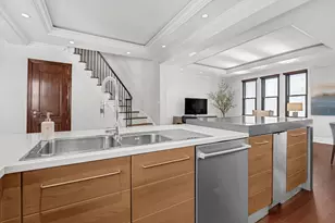 70 E Walton St, Chicago, IL 60611 - Photo 15