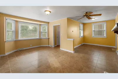 939 N Sleight Street, Naperville, IL 60563 - Photo 5