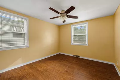 939 N Sleight Street, Naperville, IL 60563 - Photo 9