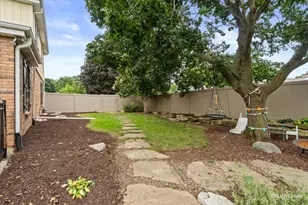 4S170 Hazelcrest Dr, Sugar Grove, IL 60554 - Photo 27
