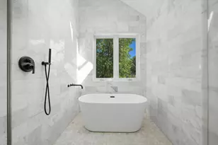 1914 N Rockwell St, Chicago, IL 60647 - Photo 23