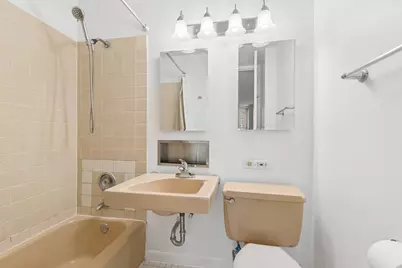 5401 S Hyde Park Boulevard #705, Chicago, IL 60615 - Photo 17
