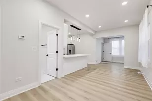 3813 N Narragansett Ave, Chicago, IL 60634 - Photo 9