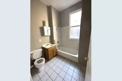 4237 W Gladys Avenue #2, Chicago, IL 60624 - Photo 9
