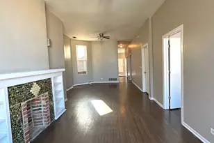 4237 W Gladys Ave, Chicago, IL 60624 - Photo 3