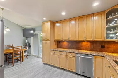 850 Silverwood Court, Lake Zurich, IL 60047 - Photo 7