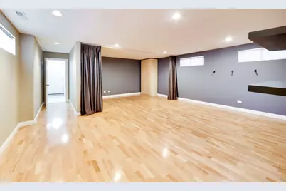 6743 N Oliphant Avenue, Chicago, IL 60631 - Photo 57