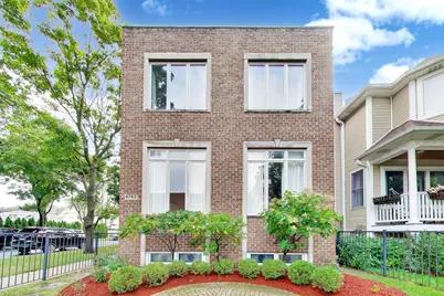 6743 N Oliphant Avenue, Chicago, IL 60631 - Photo 1