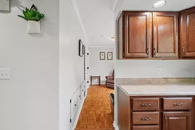 921B Cheshire Drive #B, Champaign, IL 61821 - Photo 31