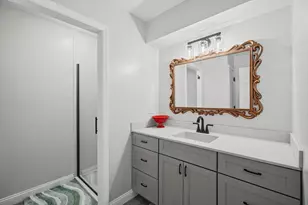 921B Cheshire Dr, Champaign, IL 61821 - Photo 49