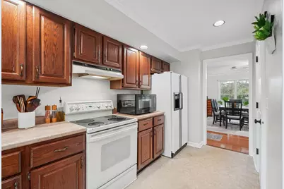 921B Cheshire Drive #B, Champaign, IL 61821 - Photo 27
