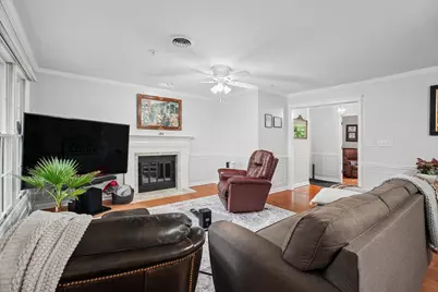 921B Cheshire Drive #B, Champaign, IL 61821 - Photo 13