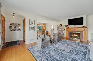 18630 Ashland Ave, Homewood, IL 60430 - Photo 5
