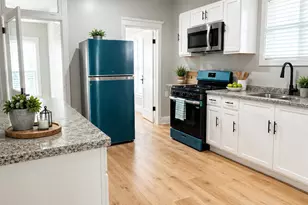 5645 W 64th St, Chicago, IL 60638 - Photo 5