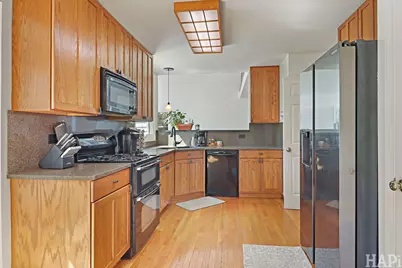 1446 Kingsbury Court, Gurnee, IL 60031 - Photo 15