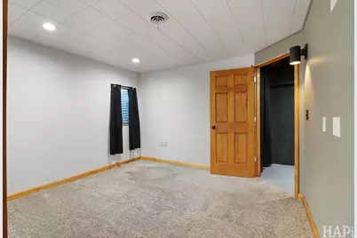 1446 Kingsbury Court, Gurnee, IL 60031 - Photo 33