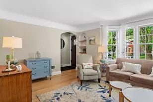 7049 N Moselle Ave, Chicago, IL 60646 - Photo 3