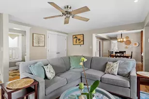7049 N Moselle Ave, Chicago, IL 60646 - Photo 13