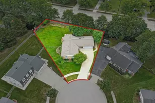 9 Dartford Ln, Schaumburg, IL 60194 - Photo 35