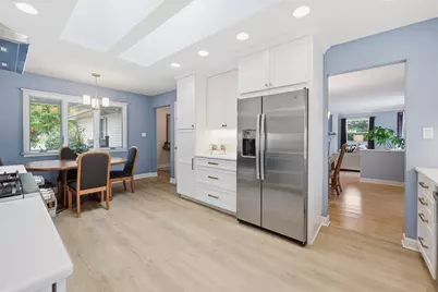 9 Dartford Lane, Schaumburg, IL 60194 - Photo 3
