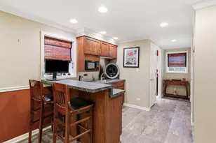 9 Dartford Ln, Schaumburg, IL 60194 - Photo 21