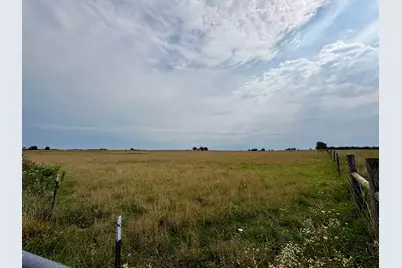 1723 E 3400 North Road, Saint Anne, IL 60964 - Photo 3