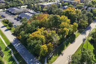 137 S Delany Road S, Gurnee, IL 60031 - Photo 13