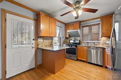 6051 N Marmora Avenue, Chicago, IL 60646 - Photo 11