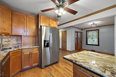 6051 N Marmora Avenue, Chicago, IL 60646 - Photo 15