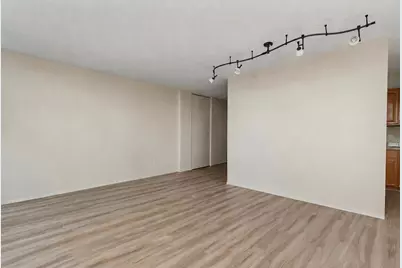 6700 S South Shore Drive #18G, Chicago, IL 60649 - Photo 9