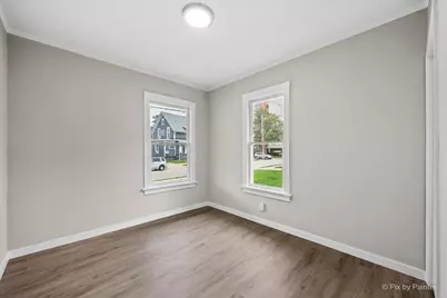 311 Locust Street, Elgin, IL 60123 - Photo 19