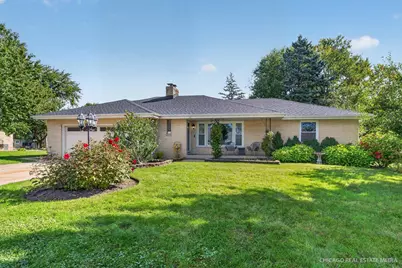 465 N Shady Oaks Drive, Elgin, IL 60120 - Photo 1