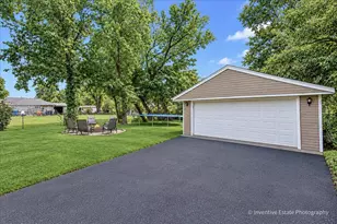 224 S Harvard Ave, Addison, IL 60101 - Photo 17