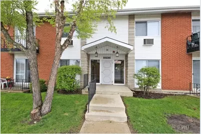 8836 N Western Avenue #104D, Des Plaines, IL 60016 - Photo 1