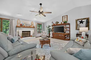 1747 Arnold Ave, Rockford, IL 61108 - Photo 5