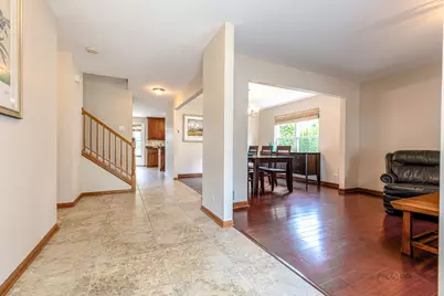 270 W Winding Trail Circle, Round Lake, IL 60073 - Photo 3