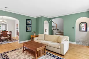 6760 N Jean Ave, Chicago, IL 60646 - Photo 3