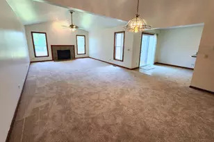 [Address not provided], Elgin, IL 60120 - Photo 3