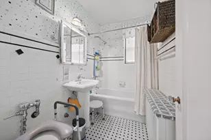 6937 S Crandon Ave, Chicago, IL 60649 - Photo 11