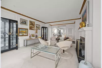 6937 S Crandon Avenue #6E, Chicago, IL 60649 - Photo 5
