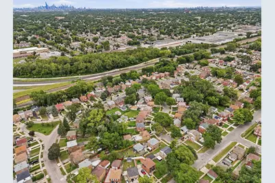 7559 S Hoyne Avenue, Chicago, IL 60620 - Photo 23