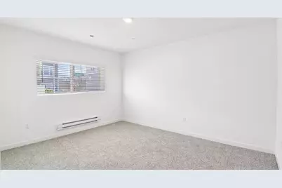 2044 Yellowstone Boulevard, Mundelein, IL 60060 - Photo 23