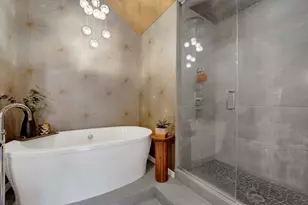 360 W Illinois St, Chicago, IL 60654 - Photo 19