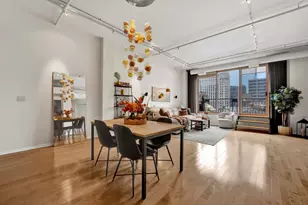 360 W Illinois St, Chicago, IL 60654 - Photo 9